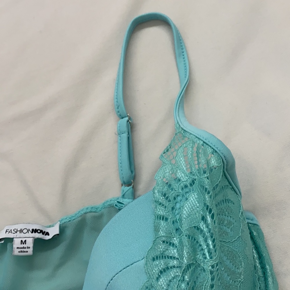 Fashion nova bodysuit size medium worn once! - Picture 8 of 11